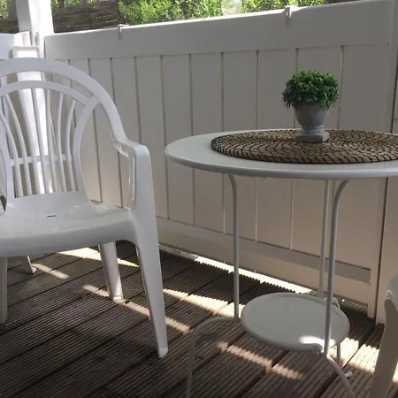 Strandnah - Erste Meereslinie - Balkon - Gratis Stellplatz - Sauna